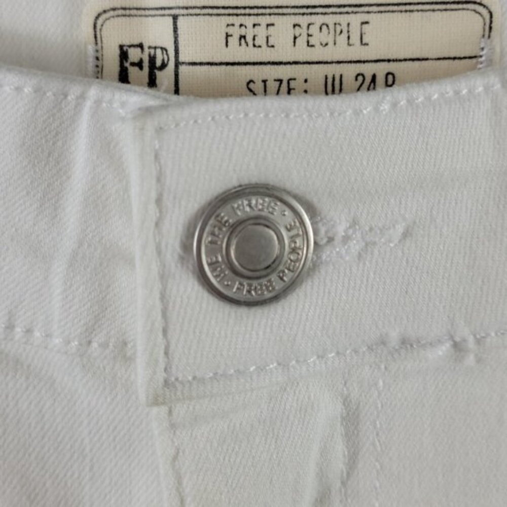 FREE PEOPLE Del Wray Step Hem Skinny Jeans Sz 24 - Picture 9 of 9